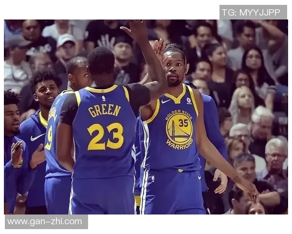 火箭队与勇士队决赛第七场激战回顾与精彩瞬间分析